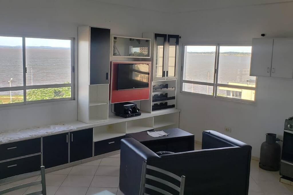Hermoso Departamento Con Vista Al Rio Y Parrilla Appartamento Posadas Esterno foto
