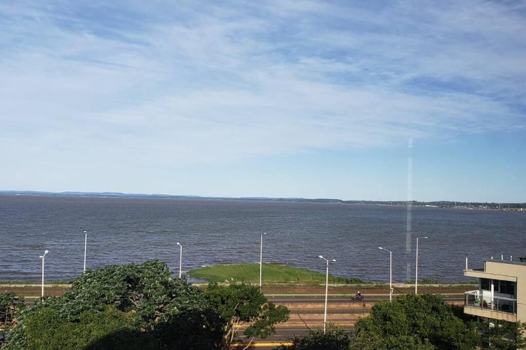 Hermoso Departamento Con Vista Al Rio Y Parrilla Appartamento Posadas Esterno foto